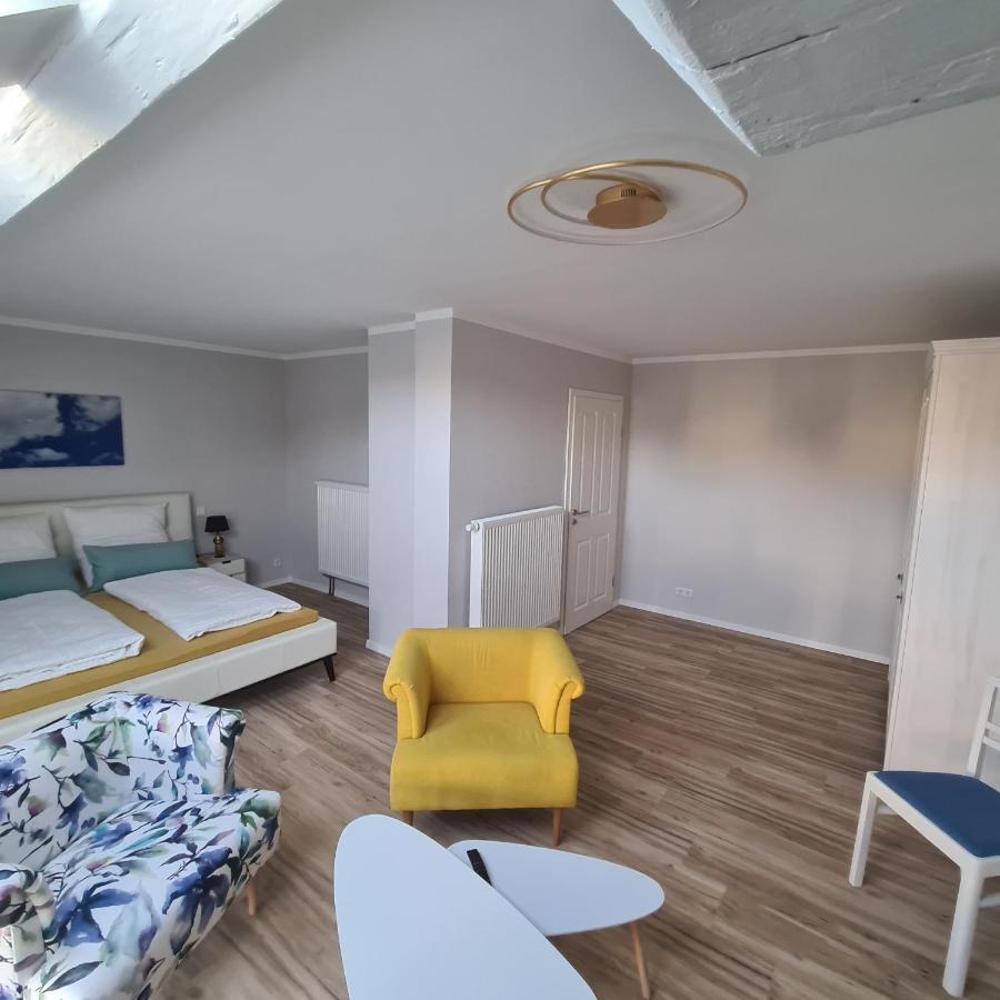 Gaestezimmer Treuen - Bed & Breakfast Esterno foto