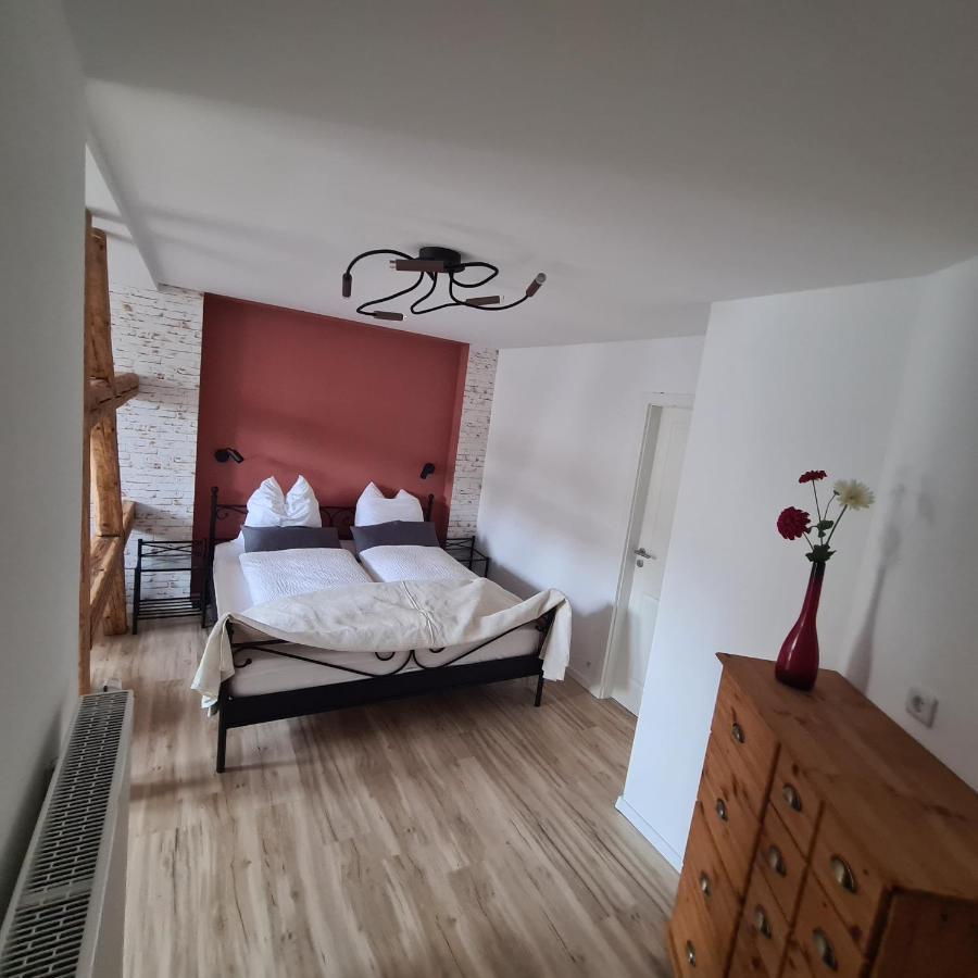 Gaestezimmer Treuen - Bed & Breakfast Esterno foto